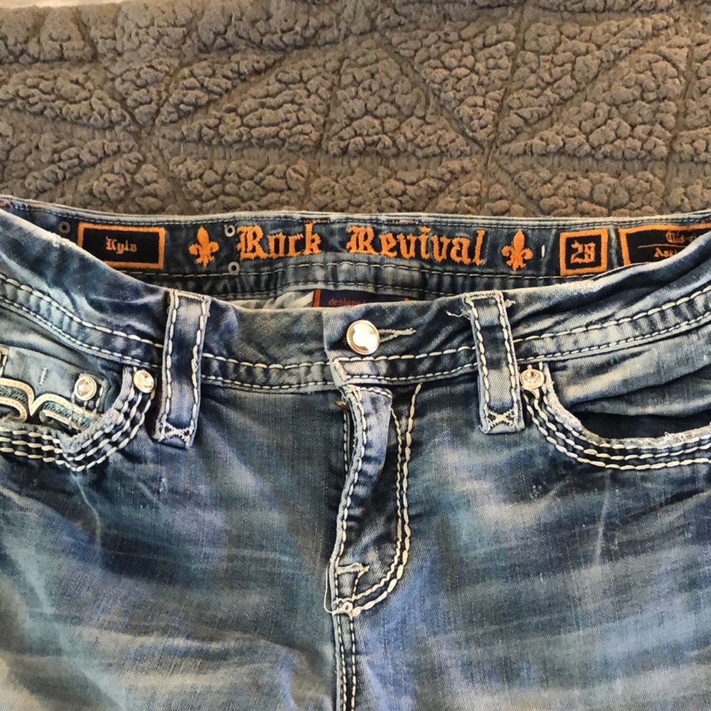 Rock revival ankle skinny jeans